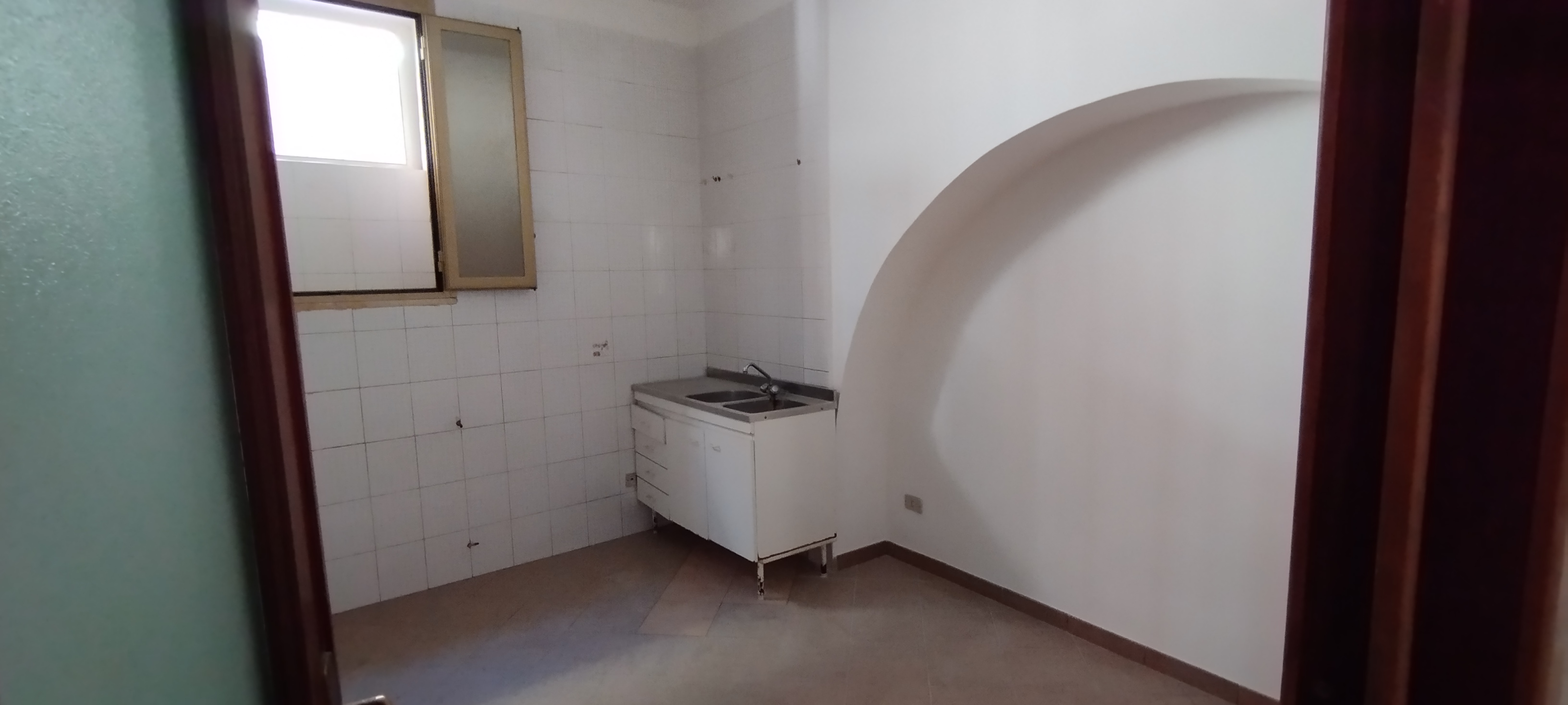 Casa indipendente di due vani con terrazzo