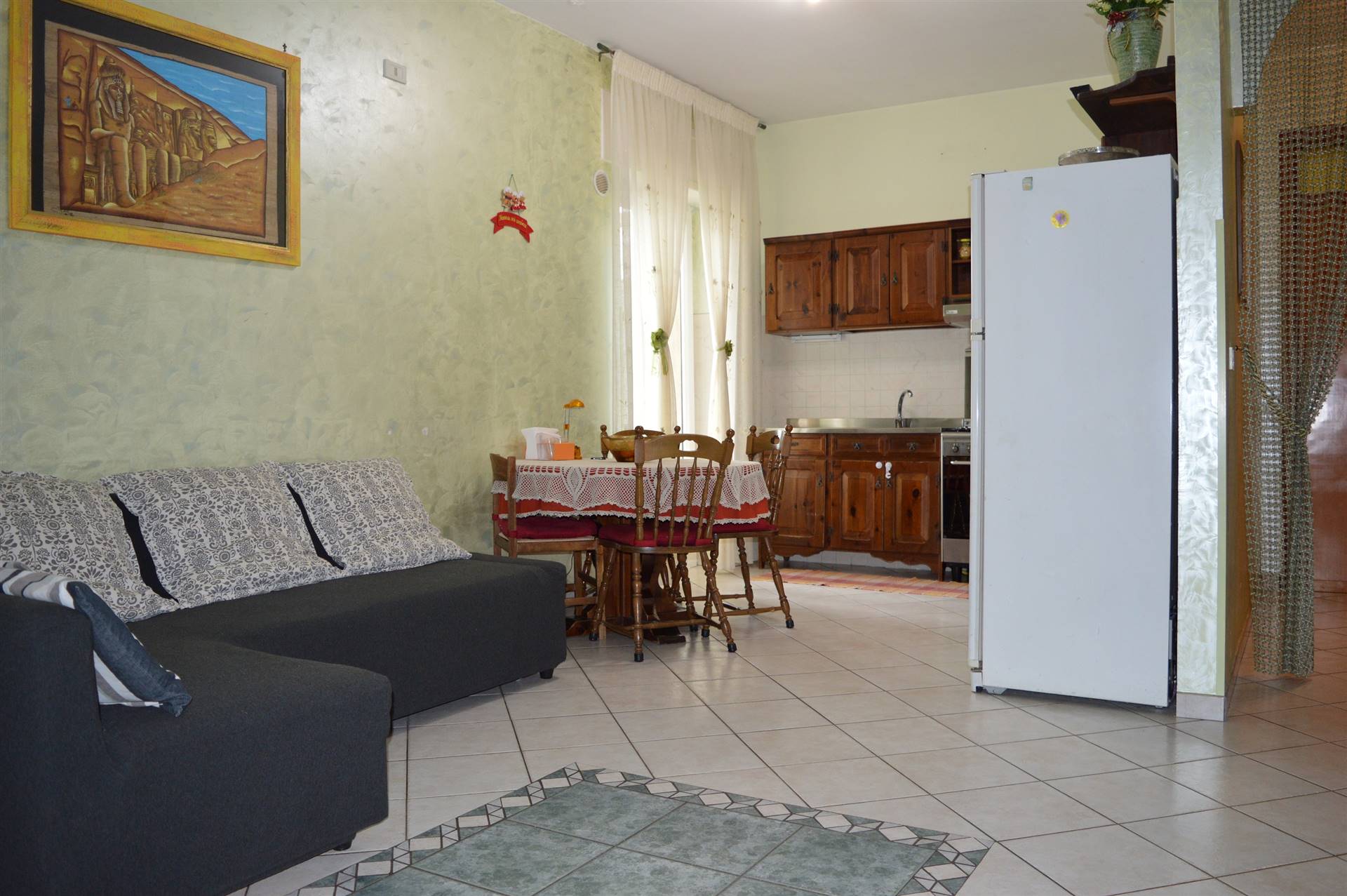 Appartamento di  3 vani /95 mq  a Putignano (zona SEMI CENTRALE)